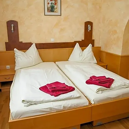 Roderich Hotel 2*
